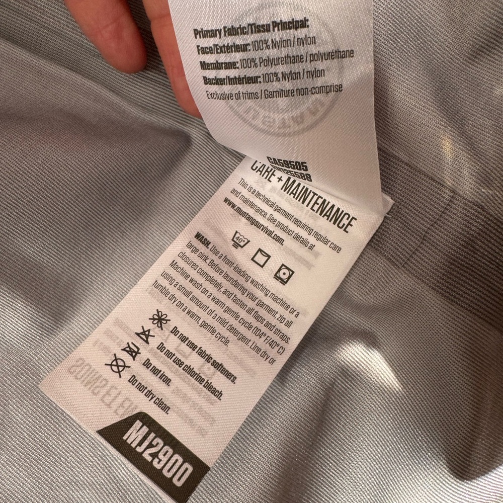 Men's Mustang Survival Performance Waterproof Jacket XXL. High End Sailing Brand - Picture 10 of 15